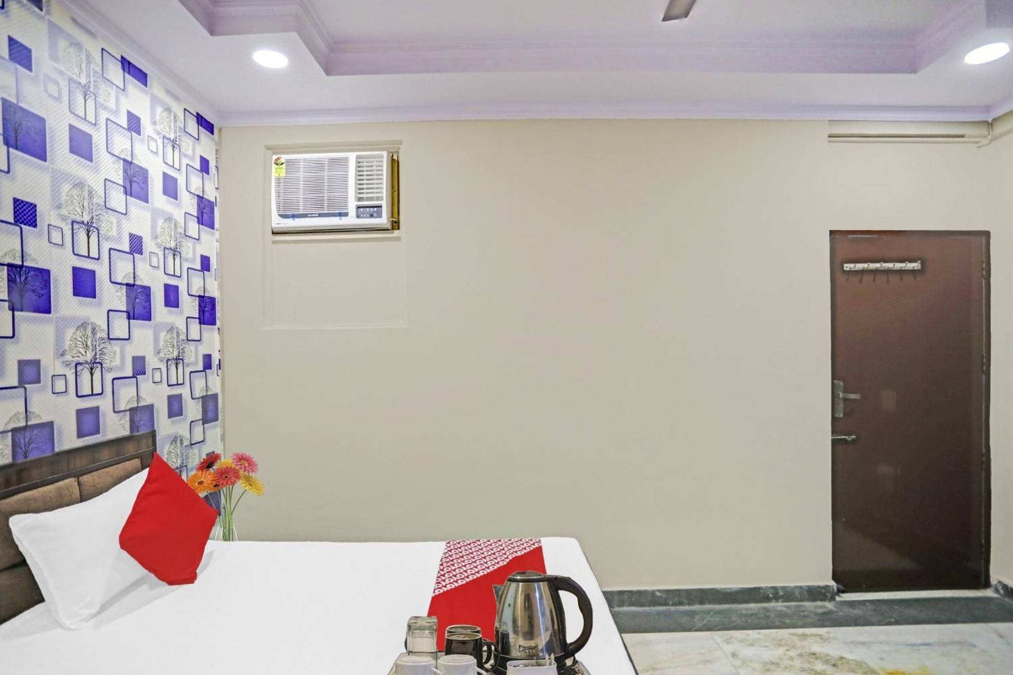 Super Hotel O Metro Inn Near Worlds Of Wonder Kalkaji Devi Экстерьер фото